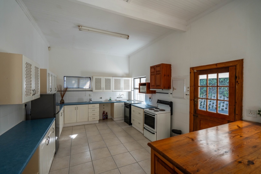 6 Bedroom Property for Sale in East Bank Eastern Cape